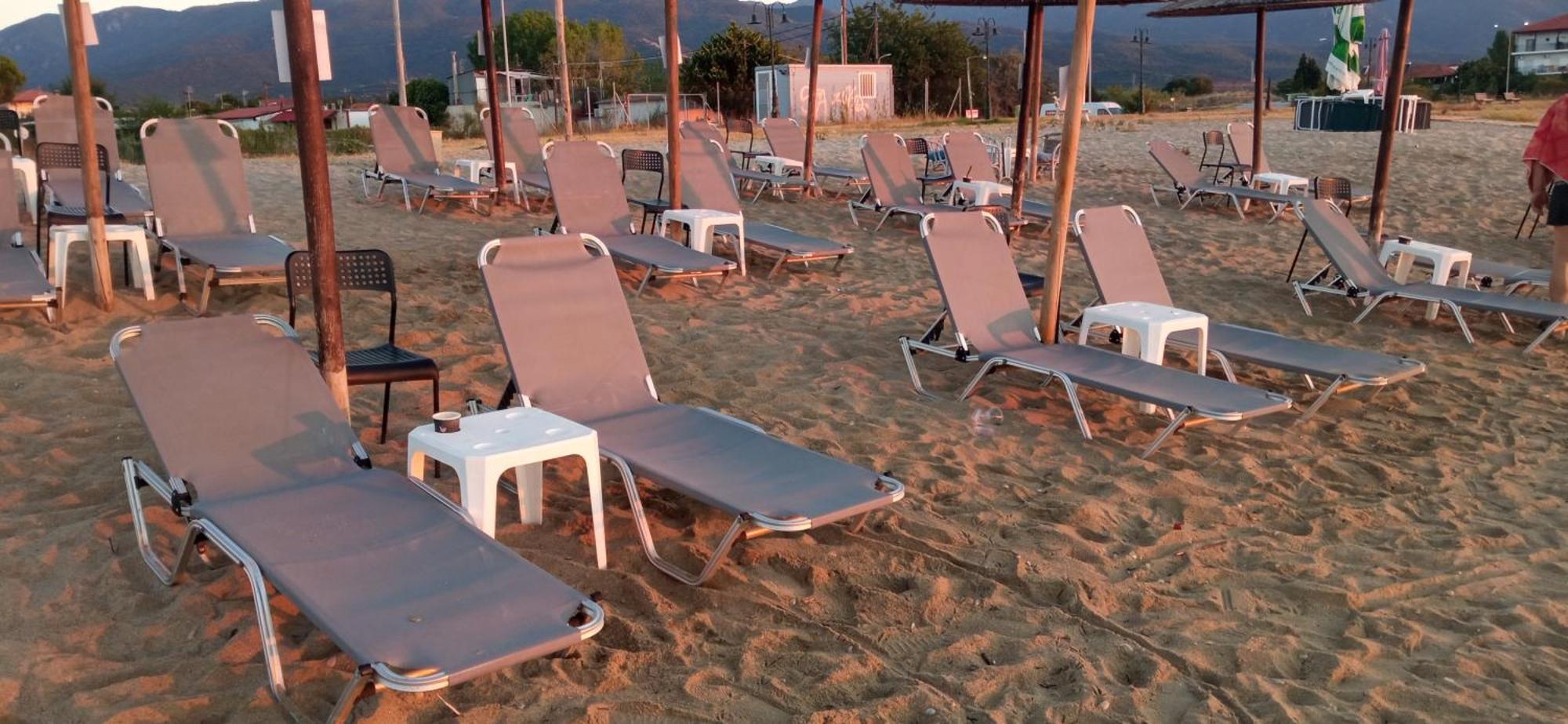 Villa Camellia Vrasna Bagian luar foto