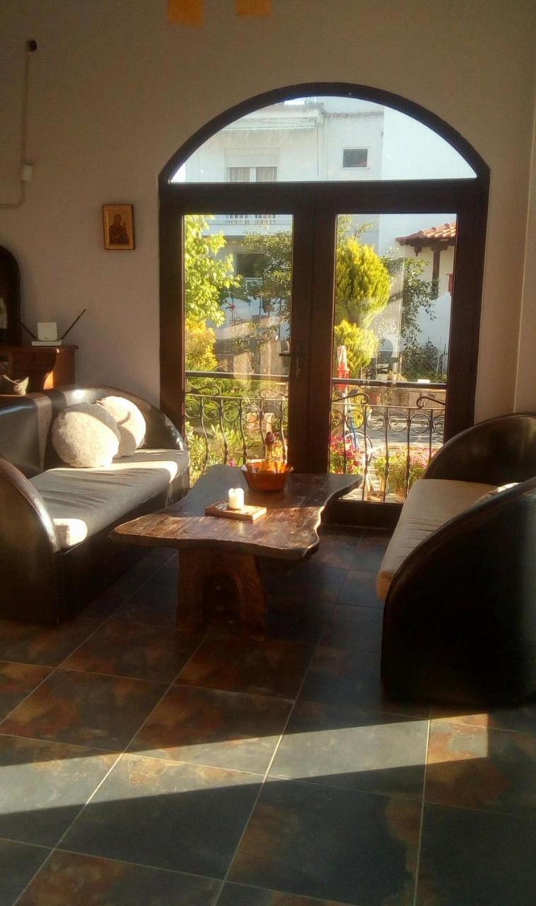 Villa Camellia Vrasna Bagian luar foto